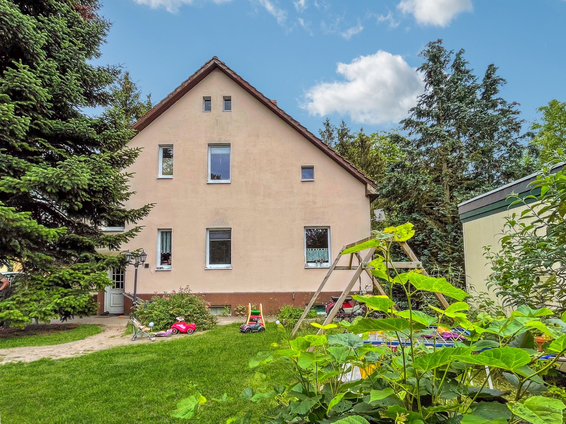 Mehrfamilienhaus zum Kauf 419.000 € 6 Zimmer 145 m²<br/>Wohnfläche 580 m²<br/>Grundstück Bruchmühle Altlandsberg 15345