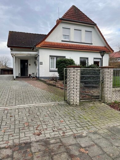 Mehrfamilienhaus zum Kauf 280.000 € 145 m² 1.734 m² Grundstück Neuenburg Zetel 26340