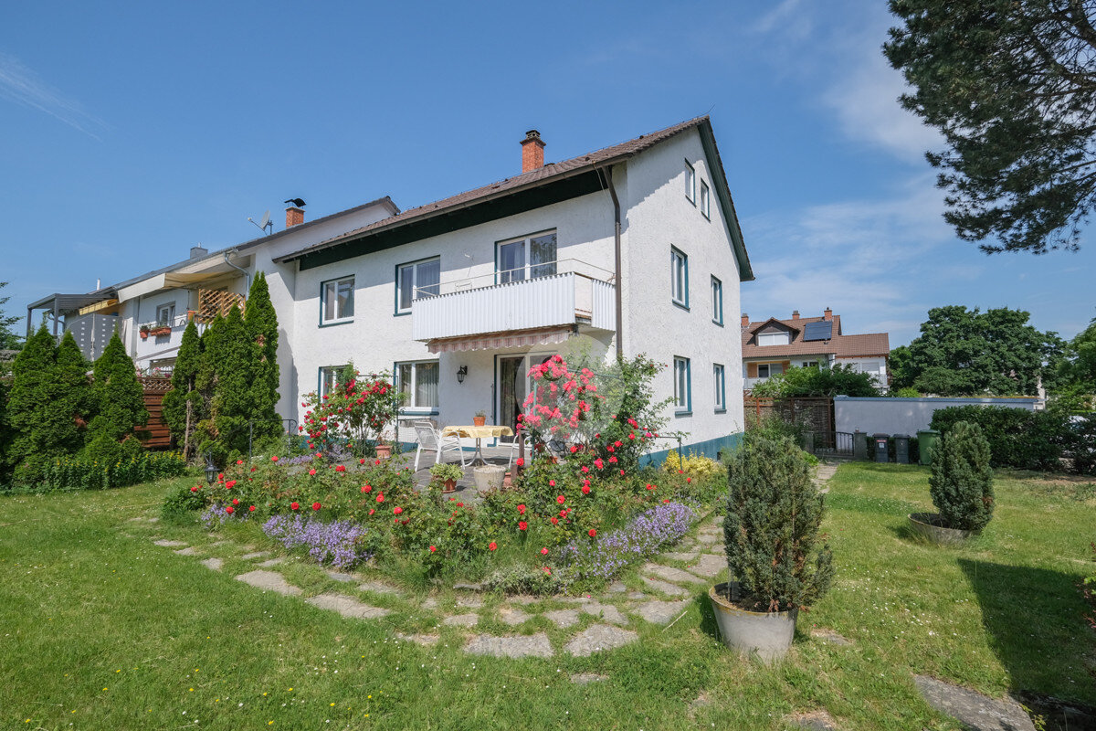 Mehrfamilienhaus zum Kauf 689.000 € 6 Zimmer 160 m²<br/>Wohnfläche 715 m²<br/>Grundstück Staufen Staufen im Breisgau 79219