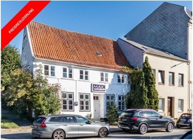 Reihenendhaus zum Kauf 189.000 € 5 Zimmer 250 m² 167 m² Grundstück Bruno-Lorenzen-Schule Schleswig 24837