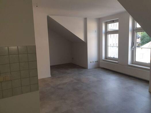 Wohnung zur Miete 280 € 1 Zimmer 51 m² 2. Geschoss frei ab sofort Oelsnitz 08606