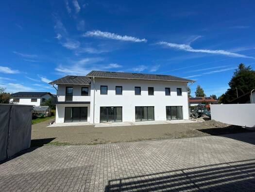 Fertig- und Musterhäuser zum Kauf Schwarzenbergstraße 4 Nicklheim Raubling 83064