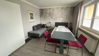 Wohnung zur Miete Wohnen auf Zeit 1.626 € 1 Zimmer 30 m² frei ab 21.12.2024 Moarstraße Kirchheim Kirchheim bei München 85551