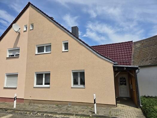 Doppelhaushälfte zum Kauf 105.000 € 4 Zimmer 90 m² 550 m² Grundstück frei ab sofort Neuposa Starkenberg 04617