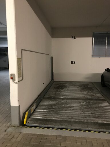 Tiefgaragenstellplatz zur Miete provisionsfrei 80 € Kumpfmühler Str. 9 Bahnhofsviertel Regensburg 93051