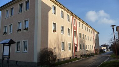 Wohnung zur Miete 426,25 € 4 Zimmer 77,5 m² 1. Geschoss Stauffenbergstr. 39 Saalfeld Saalfeld/Saale 07318