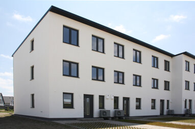 Reihenmittelhaus zum Kauf 375.000 € 4 Zimmer 124 m² 229 m² Grundstück Waren Waren (Müritz) 17192