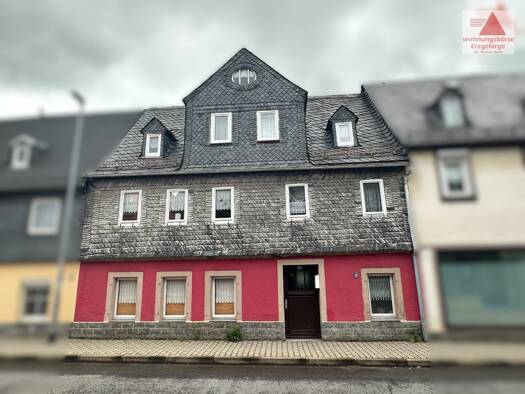 Stadthaus zum Kauf 44.000 € 10 Zimmer 120 m² 261 m² Grundstück Hartenstein 08118