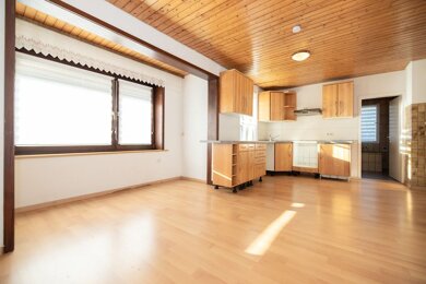 Einfamilienhaus zum Kauf 291.000 € 7,5 Zimmer 160 m² 752 m² Grundstück Rötenbach Alpirsbach / Rötenbach 72275