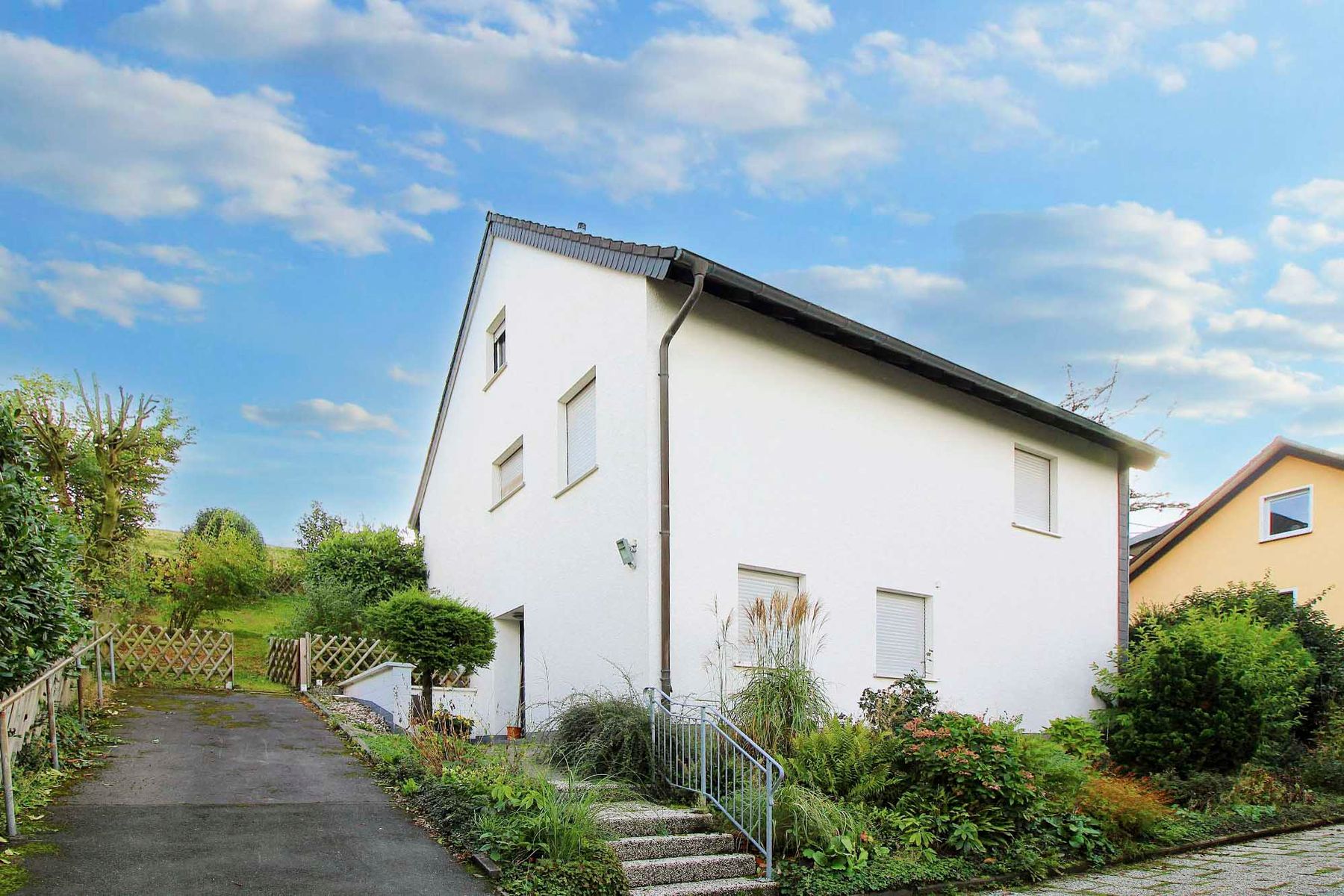 Einfamilienhaus zum Kauf 329.000 € 6 Zimmer 142,2 m²<br/>Wohnfläche 503,2 m²<br/>Grundstück Sümmern - Süd Iserlohn 58640