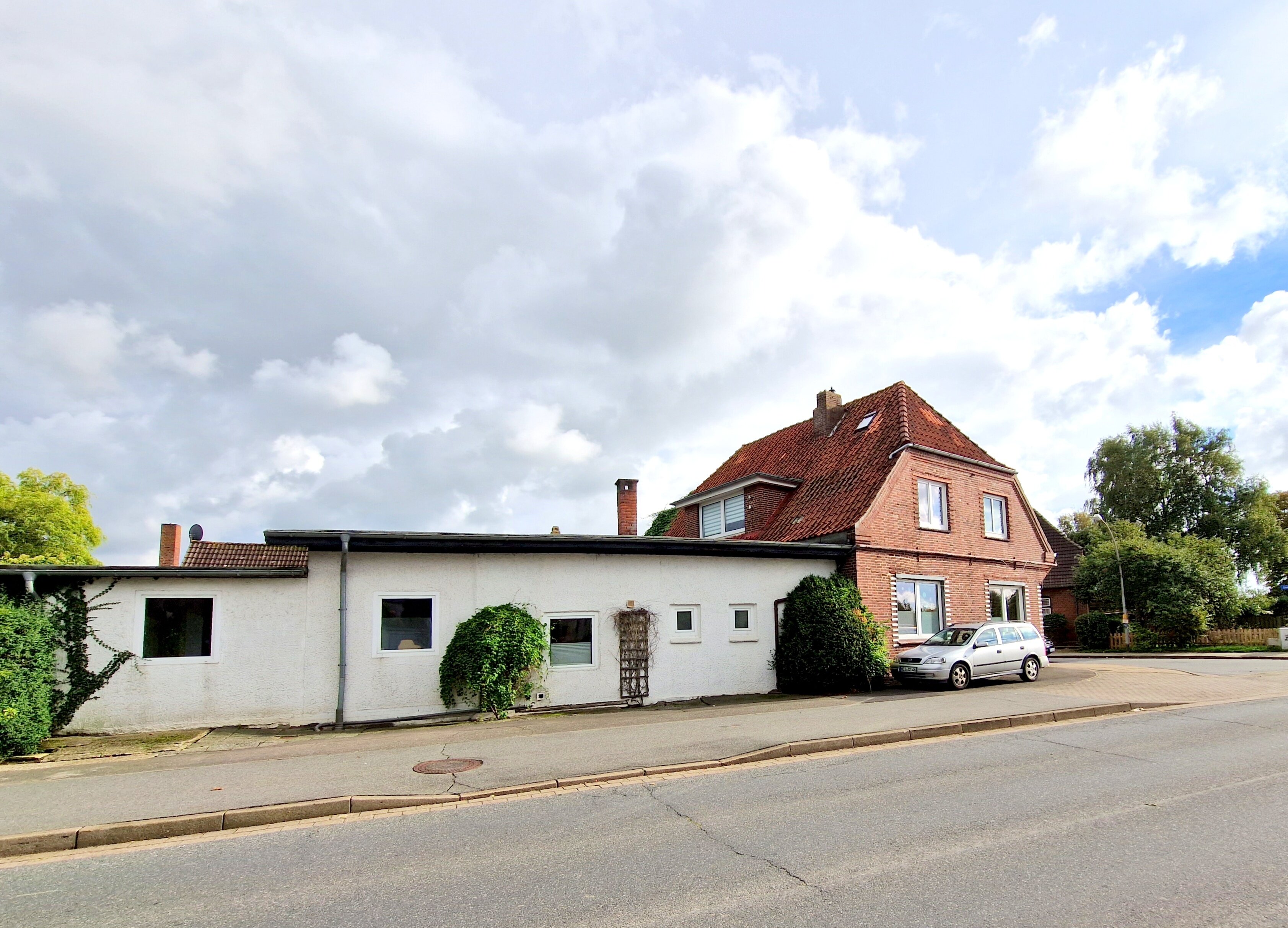 Einfamilienhaus zum Kauf 435.000 € 12 Zimmer 374,6 m²<br/>Wohnfläche 681 m²<br/>Grundstück Wesselburen 25764