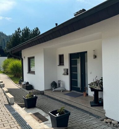 Mehrfamilienhaus zum Kauf als Kapitalanlage geeignet 925.000 € 8 Zimmer 275 m² 689 m² Grundstück Lautenbach Gernsbach 76593