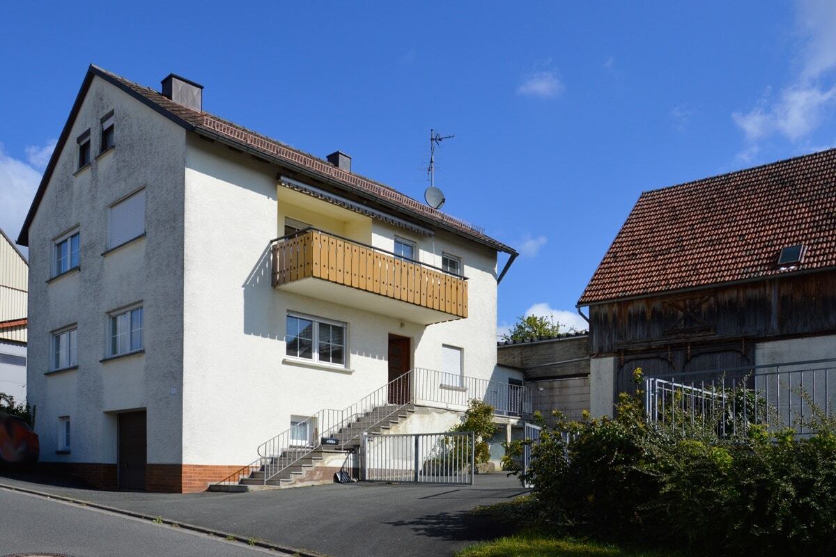 Einfamilienhaus zum Kauf 250.000 € 8 Zimmer 176 m²<br/>Wohnfläche 1.462 m²<br/>Grundstück Elbersberg Pottenstein 91278