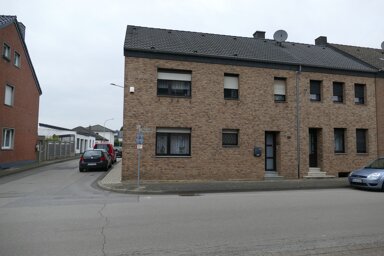 Haus zum Kauf 326.000 € 6 Zimmer 176 m² 588 m² Grundstück Oberstr. 33, 33a Niederzier Niederzier 52382