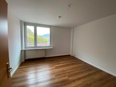 Wohnung zur Miete 415 € 2 Zimmer 54,3 m² 8. Geschoss Friedrich-König-Straße 11 Wahlbezirk 13 Suhl 98527