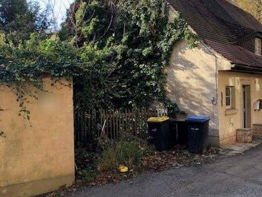 Doppelhaushälfte zum Kauf 54.000 € 4 Zimmer 113 m² 450 m² Grundstück Glashütte 01768