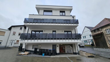 Wohnung zur Miete 1.450 € 4 Zimmer 117,7 m² 1. Geschoss Frankfurter Straße 21 Rechtenbach Hüttenberg 35625