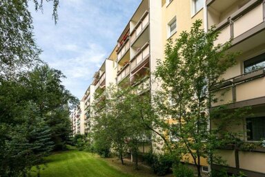 Wohnung zur Miete 427 € 3 Zimmer 56,9 m² 4. Geschoss frei ab 01.02.2025 Jessener Str. 25 Dobritz-Süd (Jessener Str.) Dresden 01257