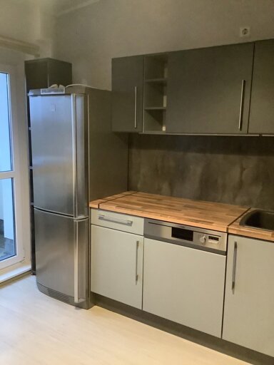 Wohnung zur Miete 443 € 2 Zimmer 69,3 m² 3. Geschoss frei ab 01.01.2025 Olvenstedter Chaussee 14 Olvenstedter Platz Magdeburg 39108