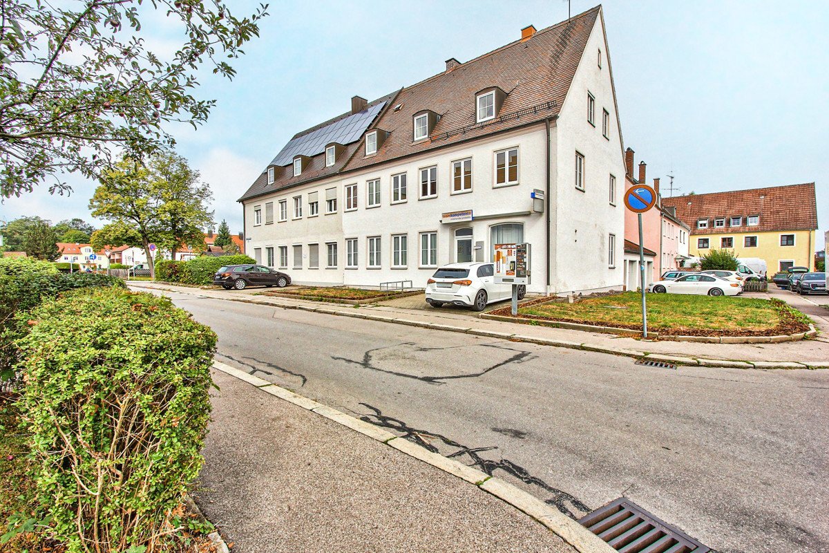 Mehrfamilienhaus zum Kauf 690.000 € 15 Zimmer 220 m²<br/>Wohnfläche 487 m²<br/>Grundstück Stadtgebiet Landsberg am Lech 86899