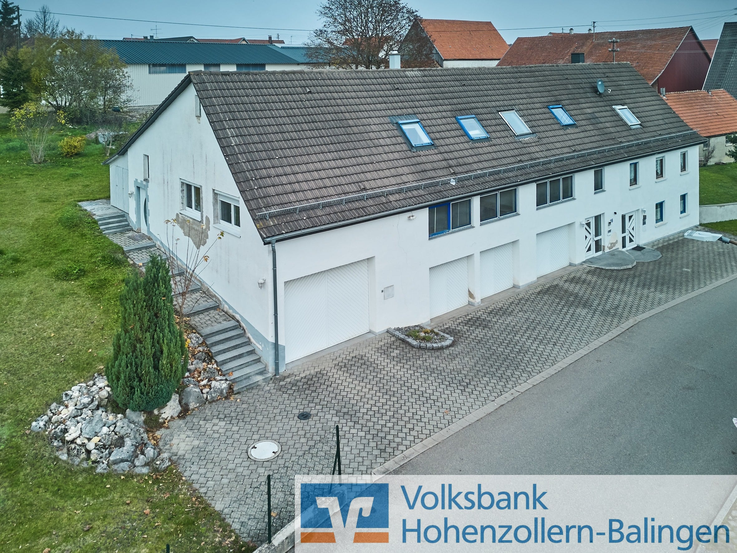 Einfamilienhaus zum Kauf 295.000 € 11 Zimmer 315 m²<br/>Wohnfläche 965 m²<br/>Grundstück ab sofort<br/>Verfügbarkeit Benzingen Winterlingen 72474