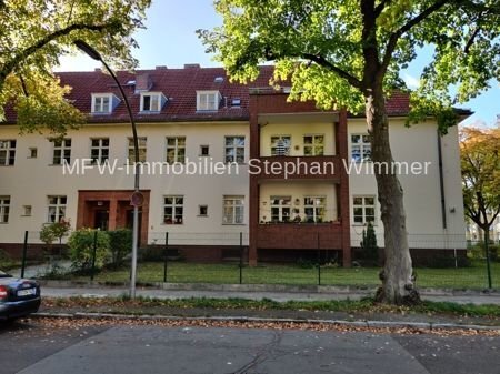 Wohnung zum Kauf 239.000 € 2 Zimmer 73,3 m²<br/>Wohnfläche 1.<br/>Geschoss Lichterfelde Berlin 12205