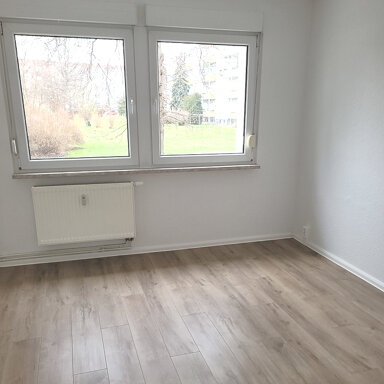 Wohnung zur Miete 274 € 2 Zimmer 47,2 m² EG Schladebacher Straße 52 Bad Dürrenberg Bad Dürrenberg 6231