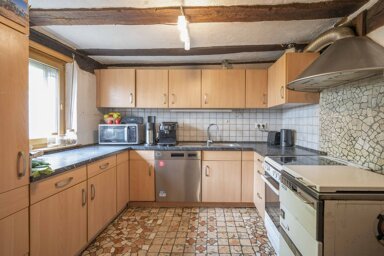 Einfamilienhaus zum Kauf 149.000 € 6 Zimmer 113 m² 261 m² Grundstück Altenkirchen Braunfels 35619