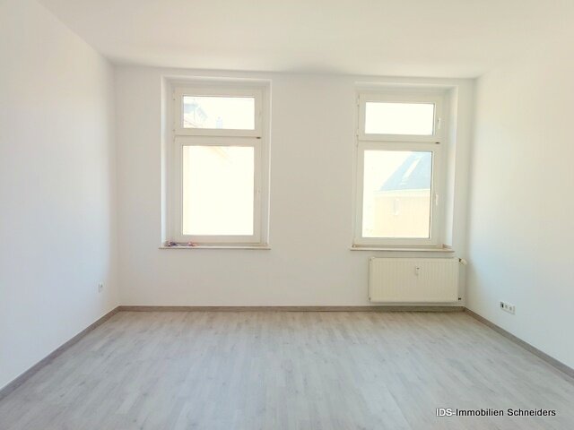 Wohnung zur Miete 385 € 2 Zimmer 48 m²<br/>Wohnfläche 2. Stock<br/>Geschoss 01.10.2024<br/>Verfügbarkeit Rossstr. 274 Südring Krefeld 47798