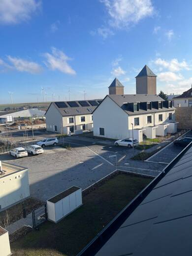 Reihenendhaus zum Kauf - Erstbezug provisionsfrei 399.990 € 5 Zimmer 145 m² 267,8 m² Grundstück frei ab 01.11.2026 Raiffeisenweg 2c Kirchheimbolanden Kirchheimbolanden 67292