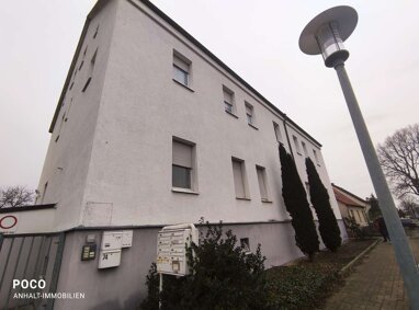 Wohnung zur Miete 400 € 2 Zimmer 68,9 m² 2. Geschoss Straße des Friedens 74 Bitterfeld Bitterfeld-Wolfen 06808