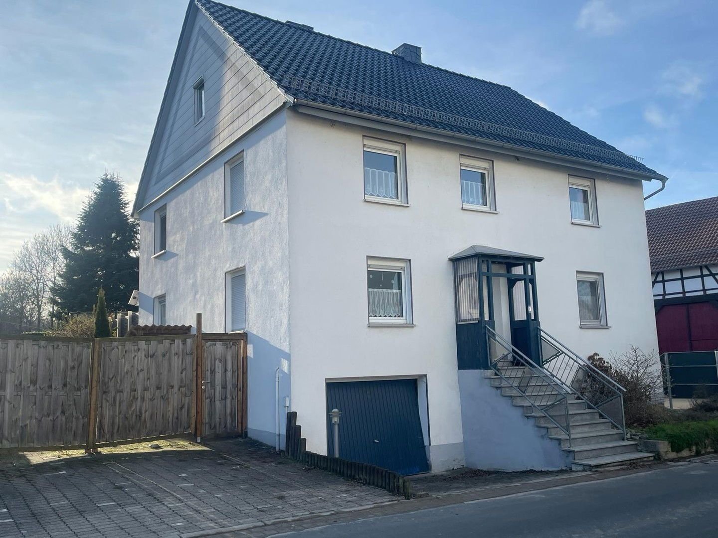 Einfamilienhaus zum Kauf provisionsfrei 280.000 € 8 Zimmer 177 m²<br/>Wohnfläche 2.000 m²<br/>Grundstück Oberlistingen Breuna-Oberlistingen 34479