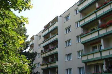 Wohnung zur Miete 300 € 3 Zimmer 57,7 m² 5. Geschoss frei ab sofort A.-Einstein-Str. 27 Bautzen Bautzen 02625