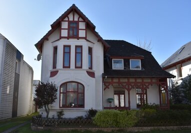 Mehrfamilienhaus zum Kauf 223.000 € 8 Zimmer 211 m² 914 m² Grundstück Bredstedt 25821