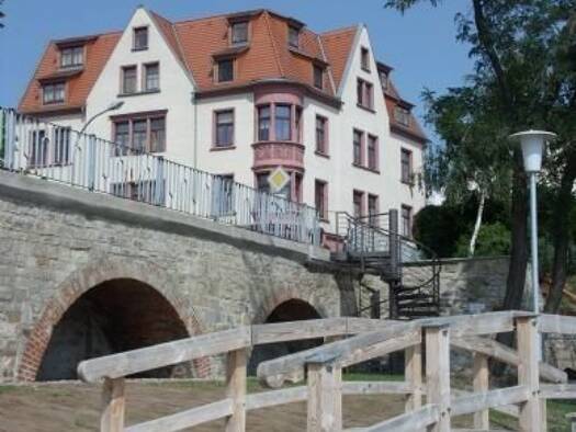 Laden zum Kauf 65.000 € 3 Zimmer 60,2 m² Verkaufsfläche Bernburger Str. 10 Calbe Calbe (Saale) 39240