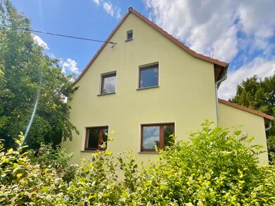 Einfamilienhaus zum Kauf 240.000 € 5 Zimmer 125 m² 1.221 m² Grundstück frei ab sofort Pößneck,Stadt Pößneck 07381