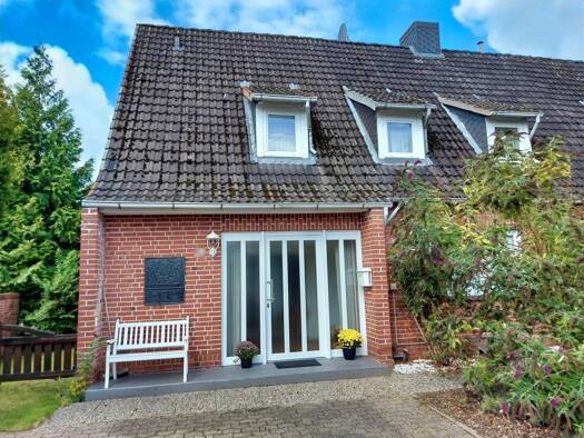 Reihenendhaus zum Kauf 275.000 € 5 Zimmer 128,4 m² 752 m² Grundstück Rendsburg 24768