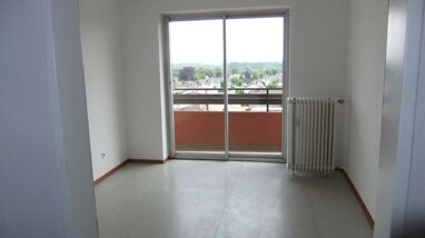 Wohnung zur Miete 550 € 2 Zimmer 62 m² Offenbachstraße Blerichen Bedburg 50181