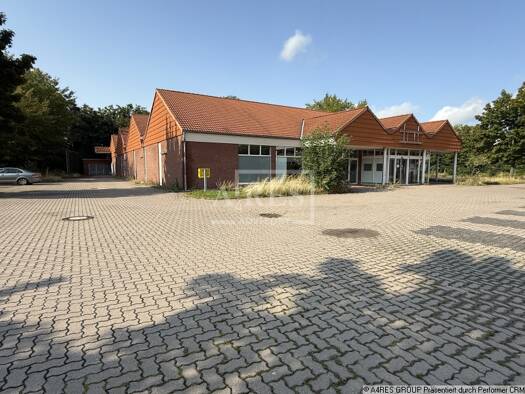 Laden zum Kauf als Kapitalanlage geeignet 500.000 € 1.216 m² 11.412 m² Grundstück Leuna 06237