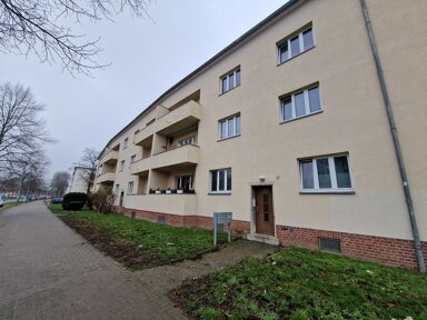 Wohnung zur Miete 469 € 3 Zimmer 71,4 m² 3. Geschoss frei ab 16.02.2025 Friedrich-Ebert-Straße 27 Siedlung Cracau Magdeburg 39114