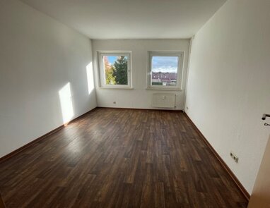 Wohnung zur Miete 267 € 2 Zimmer 43 m² 1. Geschoss Seehäuser Weg 95 Oschersleben Oschersleben 39387