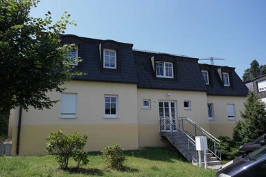 Wohnung zur Miete 700 € 4 Zimmer 117,3 m² frei ab sofort Hinter den Weinbergen Coswig 01445