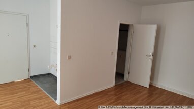 Wohnung zur Miete 254,10 € 1 Zimmer 33,9 m² Leipziger Straße 27 Semmelweisstraße Magdeburg 39112
