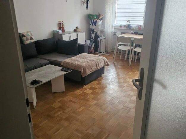 Wohnung zur Miete 450 € 1 Zimmer 37 m² 1. Geschoss Goethestraße 3 Maxfeld Nürnberg 90409