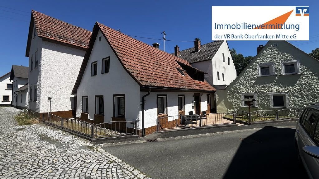 Einfamilienhaus zum Kauf 129.000 € 5 Zimmer 120 m²<br/>Wohnfläche 145 m²<br/>Grundstück Stadtsteinach Stadtsteinach 95346