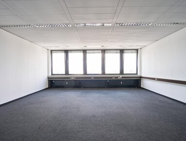 Bürofläche zur Miete 6,50 € 35,5 m² Bürofläche teilbar ab 35,5 m² Carl-Legien-Str. 15 Bieber Offenbach 63073