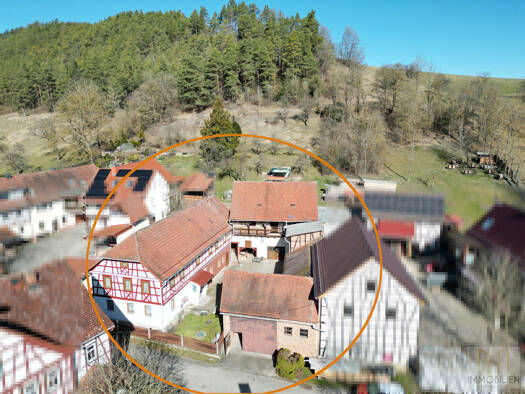 Bauernhaus zum Kauf 230.000 € 9 Zimmer 196,8 m² 3.858 m² Grundstück frei ab sofort Geitersdorf Rudolstadt 07407