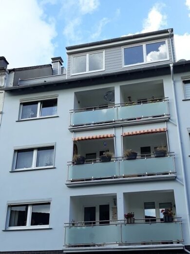 Wohnung zur Miete 950 € 3 Zimmer 87 m² 4. Geschoss frei ab 01.04.2025 Goethestr. Vohwinkel Wuppertal 42327