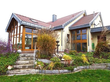 Einfamilienhaus zur Miete 2.100 € 5 Zimmer 250 m² 700 m² Grundstück Cadolzburg Cadolzburg 90556