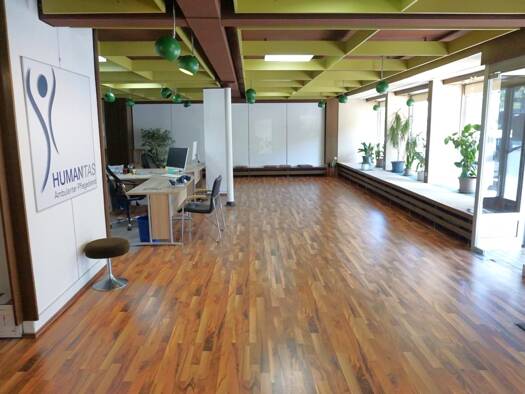 Laden zur Miete 5,60 € 1 Zimmer 175 m² Verkaufsfläche Baiersbronn 72270